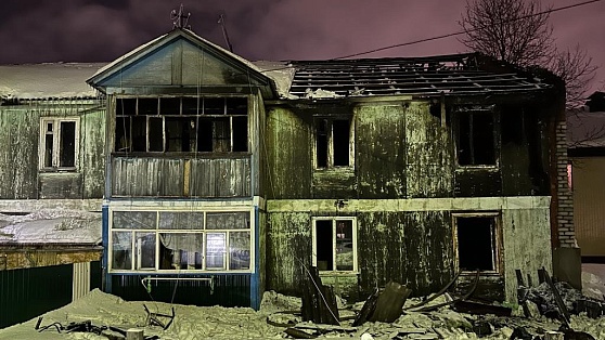 В Сургутском районе пожар в «деревяшке» унёс жизнь мужчины