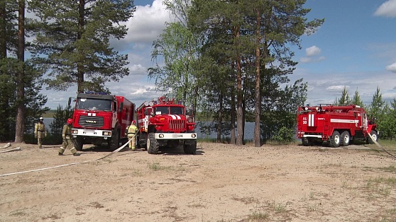 Всех спасли, пожар потушили: в лагере «Окунёвские зори» провели пожарные учения
