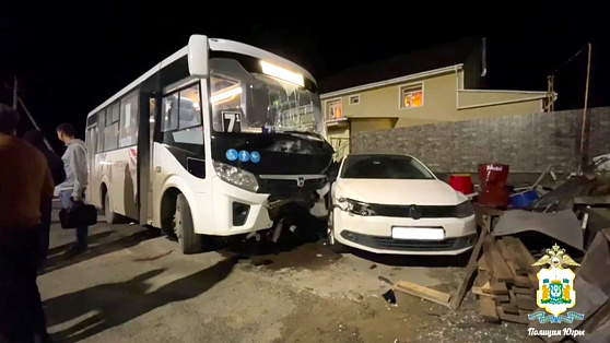В Нягани автобус сбил подростка на велосипеде