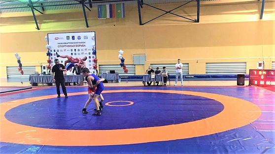 В Излучинске прошли районные соревнования по греко-римской борьбе