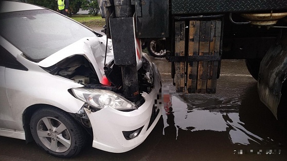 В Сургуте водитель КАМАЗа причинил вред владельцу легкового автомобиля
