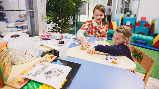 В семейных МФЦ в Югре организовали мастер-классы для детей