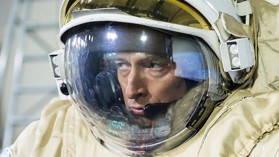 Владимир Путин наградил первого космонавта Югры «За заслуги перед Отечеством»
