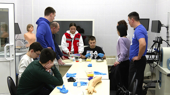 Волонтёры в Югре проходят подготовку для работы в госпиталях ДНР И ЛНР
