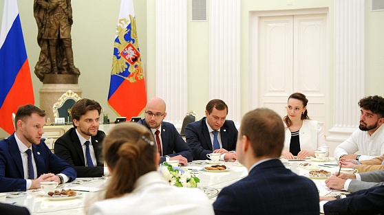 Президенту России рассказали о важных инфраструктурных проектах Югры