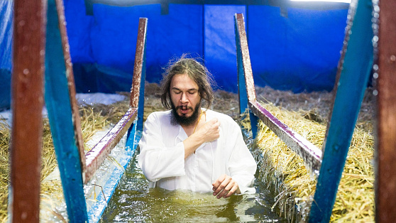 Специалисты рассказали жителям Югры, как подготовиться к крещенским купаниям