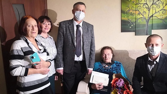 Труженице тыла из Нефтеюганска исполнилось 95 лет