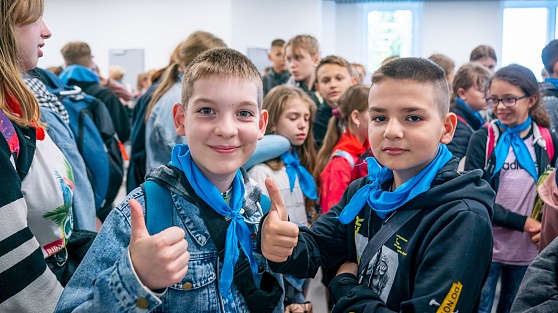 200 детей из Макеевки возвращаются домой после отдыха в Югре