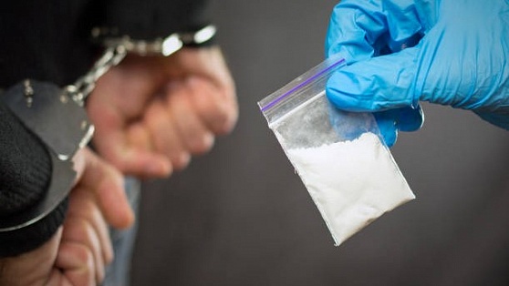 Жителя Нефтеюганска осудят за хранение наркотиков
