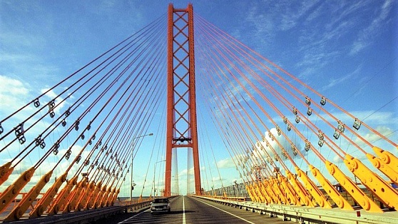 Сургутский мост временно перекроют
