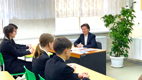 Наталья Комарова провела открытый урок для пыть-яхских школьников