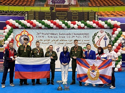 Югорчанин победил на международном турнире с флагом и гимном России
