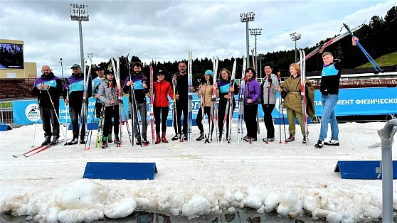 Любителям лыжных гонок в Югре покажут «Первый снег»