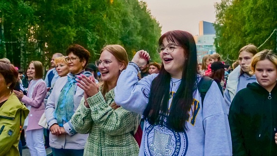 В центральном парке Ханты-Мансийска устроят дискотеки для школьников и студентов