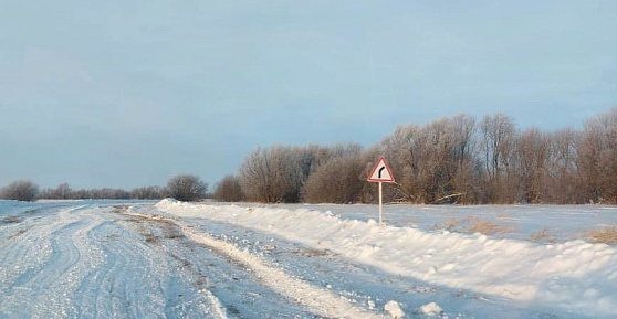 Из-за метели в Белоярском районе временно закрыли зимник