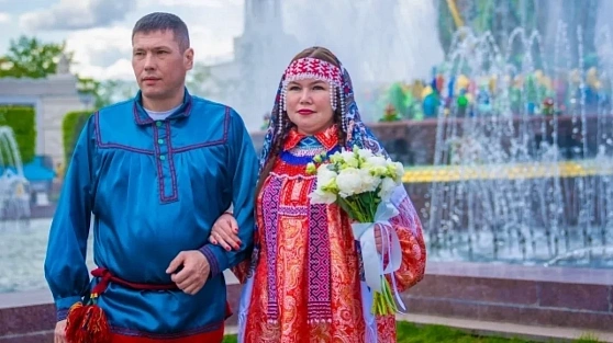 Югорчане сыграли свадьбу на Международной выставке «Россия»