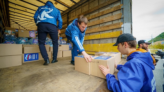 Югорчане отправили на Донбасс 400 тонн гуманитарного груза