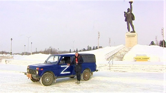 Автоколонна следует на Донбасс: из Нижневартовска отправили технику в зону СВО