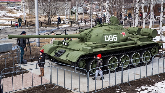 Сургутяне помогут выбрать новое место для танка Т-55