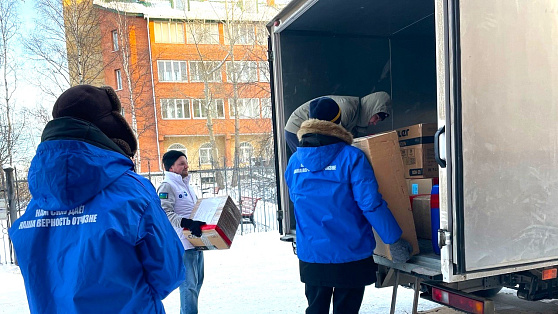 1,5 тонны груза отправили из Югры в Макеевку в рамках всероссийского «Гуманитарного конвоя»
