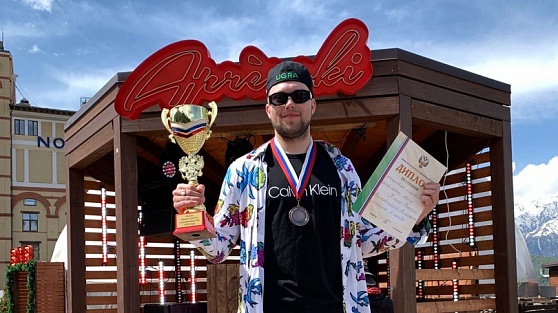 Югорский сноубордист Тимофей Мигербишкин выиграл общий зачёт Кубка России