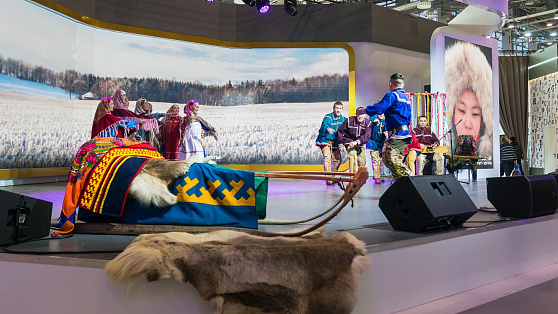 Традиционный свадебный обряд ханты и манси организовали на выставке «Россия»
