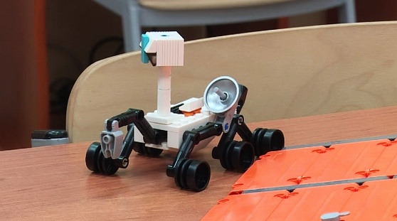 Югорские школьники придумали «полярных» роботов