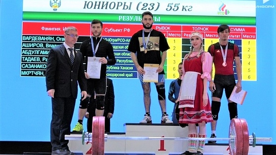Тяжелоатлеты из Югры завоевали медали на первенстве России