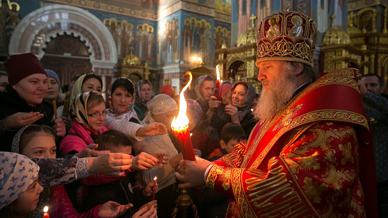 В Ханты-Мансийск к Пасхе доставят частицу Благодатного огня из Иерусалима