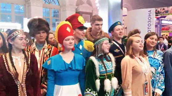 12 школьников и студентов представили Югру на Всероссийском съезде детей и молодёжи