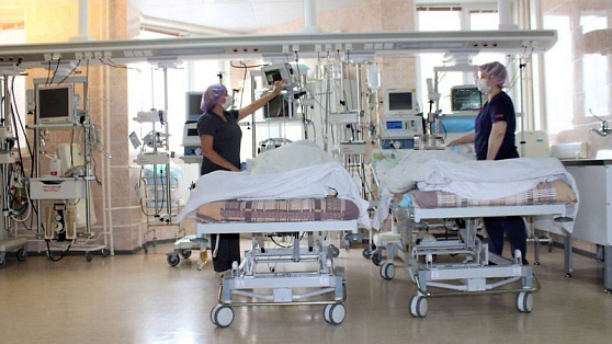 В сургутской травмбольнице появились новые функциональные кровати для пациентов
