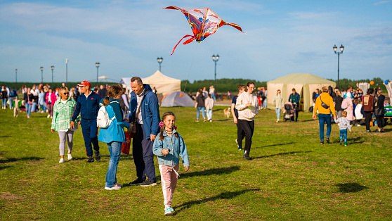 Югорских детей приглашают рассказать о лете с помощью фотографий