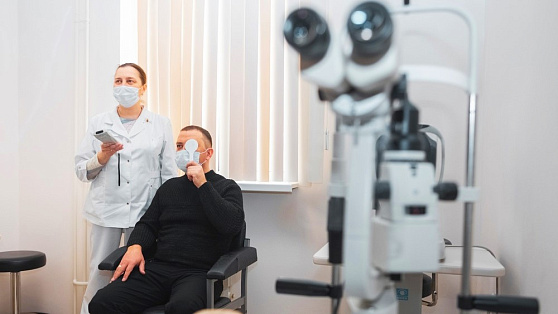 Югорчанам предлагают новейшие технологии для лечения и восстановления зрения