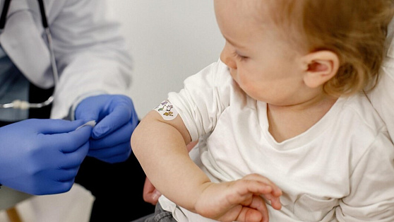 Иммунная прослойка должна быть не менее 95% - в Нижневартовске детям ставят прививки от кори