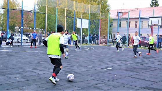 В столице Югры стартовал третий сезон Лиги дворового футбола