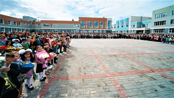 Ближе к дому. В Ханты-Мансийске открылась школа, которая объединит детей отдаленных районов города