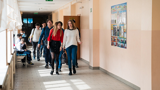 В школах Сургутского района профориентируют будущих учителей