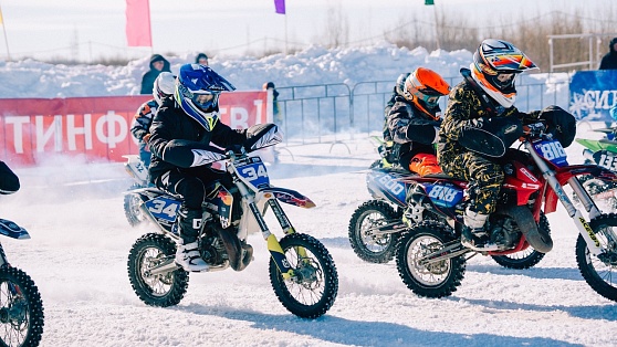Мотоциклисты из разных городов России соревновались в Сургуте