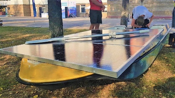 На Урале студенты собрали лодку с солнечными батареями