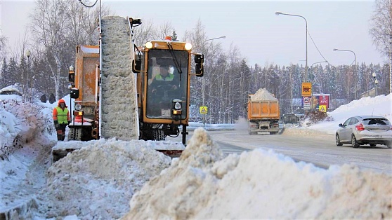 Как дорожные службы Ханты-Мансийска противостоят гололёду?