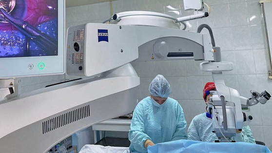 Нижневартовские офтальмологи вернули зрение почти ослепшей пациентке